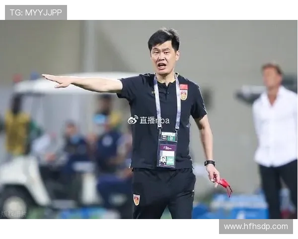 李霄鹏：低谷淬炼意志，中国足球需要 “不认输” 的脊梁